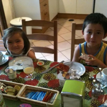 Mena Nocleg ze śniadaniem