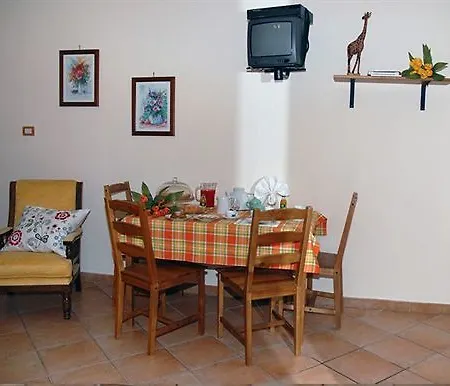 Mena Bed & Breakfast Pompeji